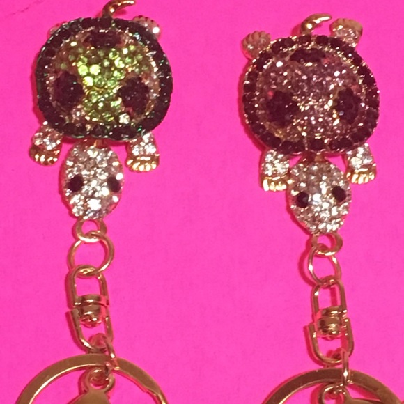 SOLD OUT! Tortoise Rhinestone/crystal Keychain - Picture 2 of 8